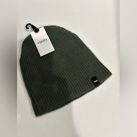 Vuori Accessories - Vuori Women's Manchester Beanie Green Oregano NWT Wool Cashmere Soft Cozy